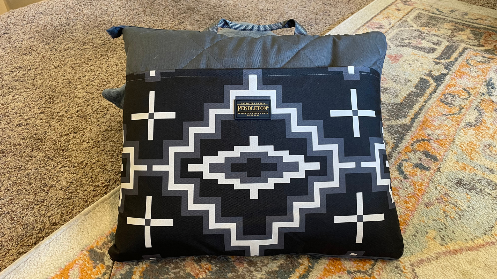 Watch HONEST Review of Pendleton Outdoor Packable Blanket on